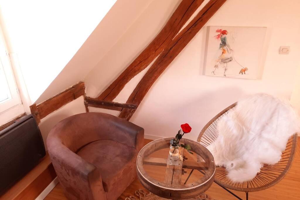Loft De Charme A 150M De La Cathedrale Apartment Beauvais Exterior foto