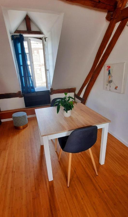 Loft De Charme A 150M De La Cathedrale Apartment Beauvais Exterior foto